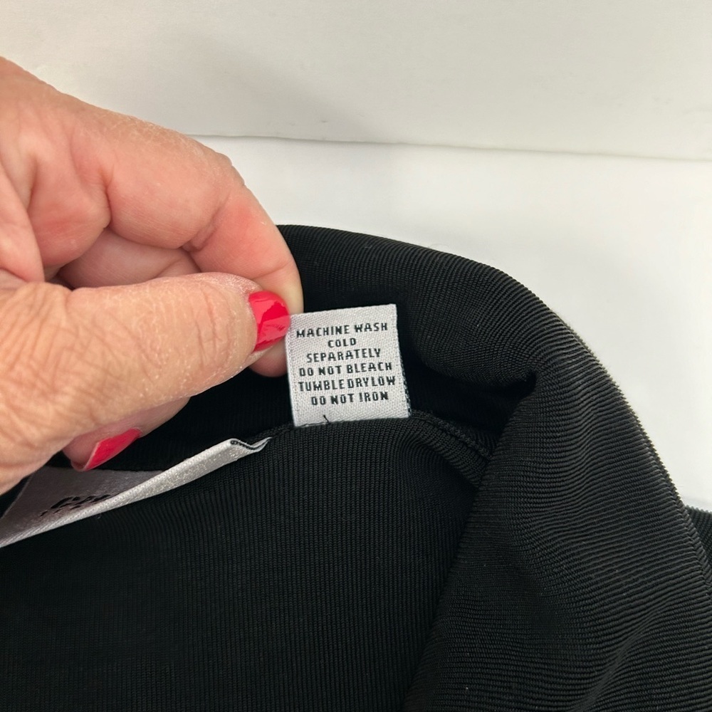 Chicos Traveler/ black button down top/ Size 3 - Picture 7 of 9